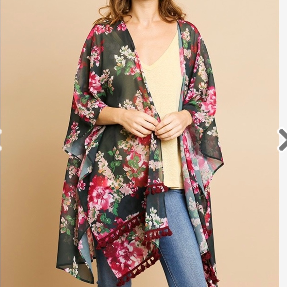 Umgee - Chiffon Kimono w/tassle trim - Picture 2 of 5